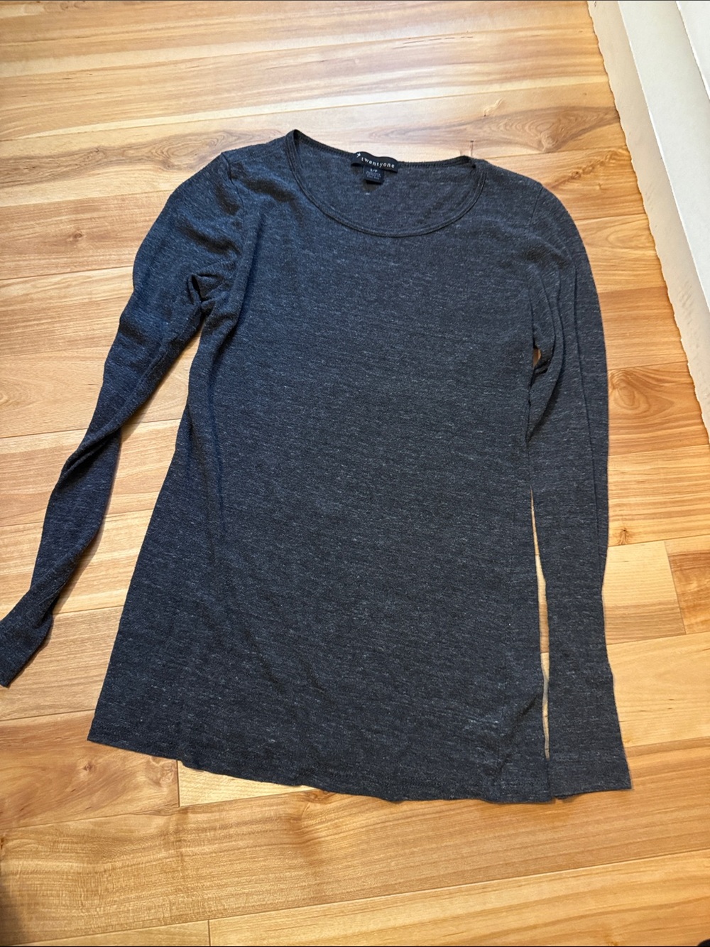 Forever 21 Charcoal Long Sleeve Crewneck Top